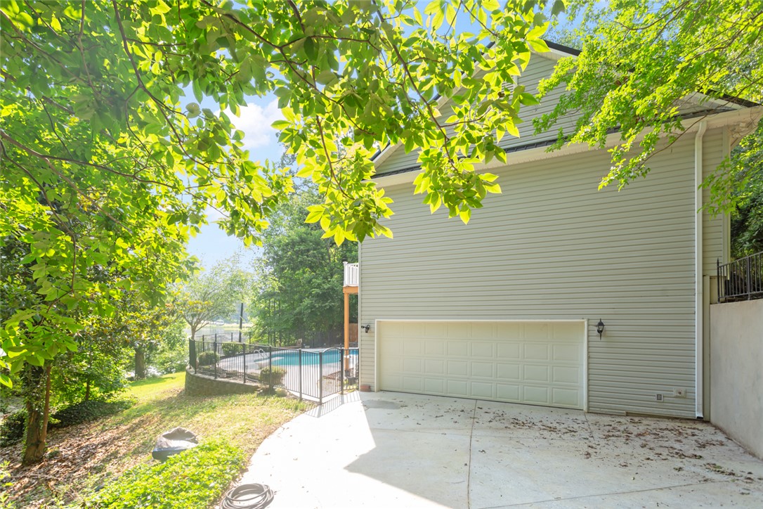 204 Lakeside Drive, Walhalla, South Carolina image 5