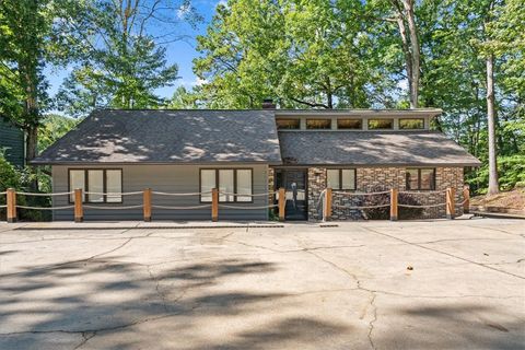 Photo of 506 Inlet Drive, Seneca, SC 29672 (MLS # 20292795)