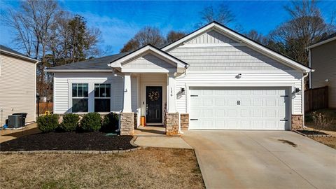 Photo of 136 Walking Stick Way, Pelzer, SC 29669 (MLS # 20293966)