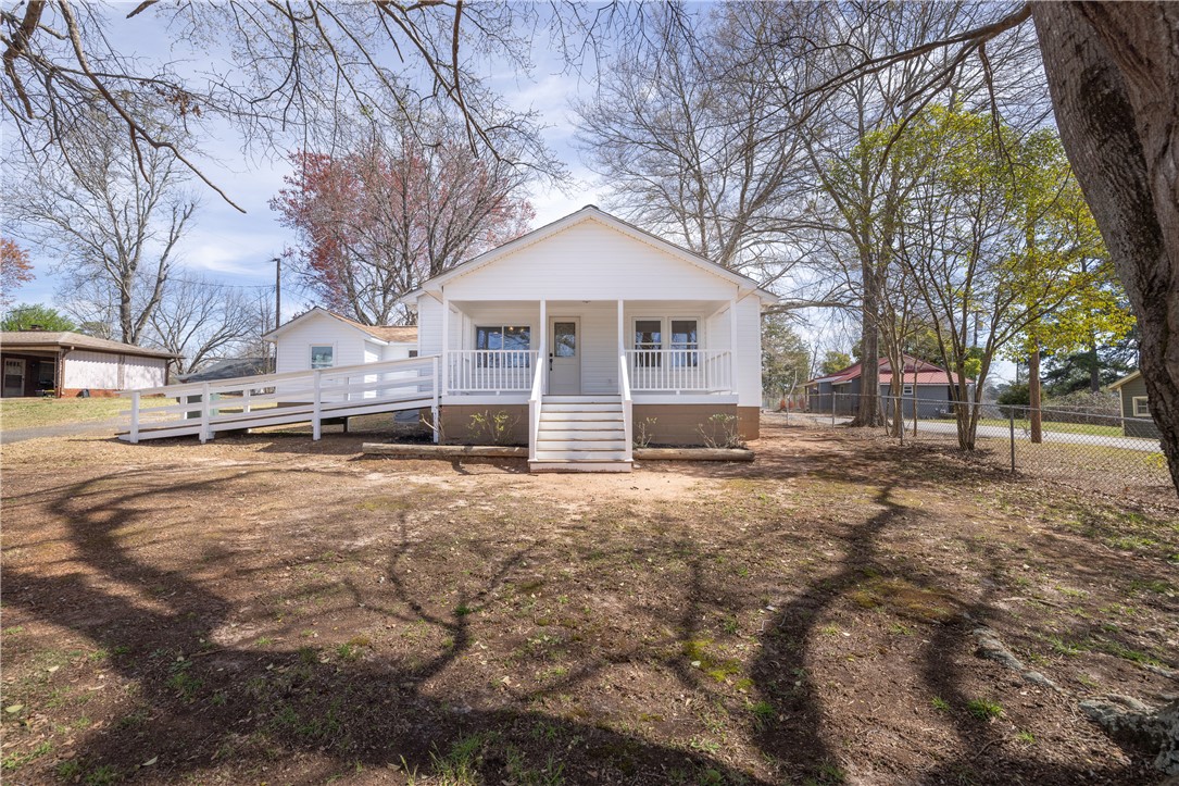 204 Old Salem Road, Seneca, South Carolina image 1