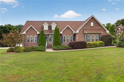 Photo of 200 Willow Ridge Road, Westminster, SC 29693 (MLS # 20304138)