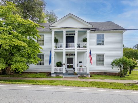 Photo of 140 + 130 S Mechanic Street, Pendleton, SC 29670 (MLS # 20301178)