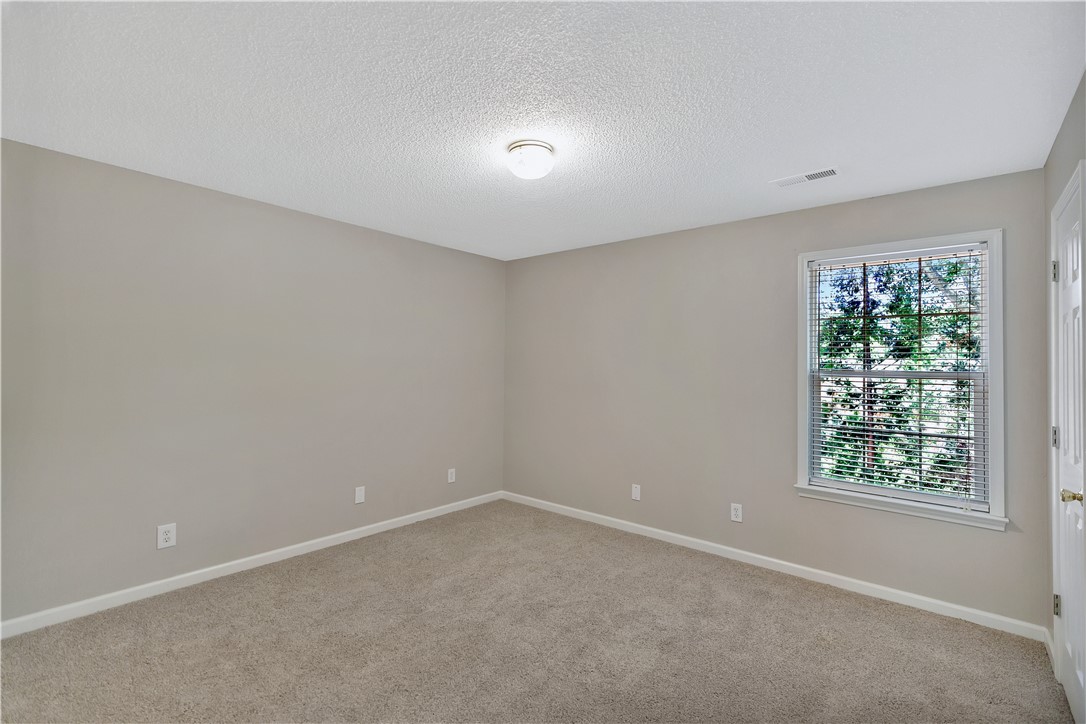 Anderson, South Carolina 29621, United States, 4 Bedrooms Bedrooms, ,3 BathroomsBathrooms,Residential,Active,42916