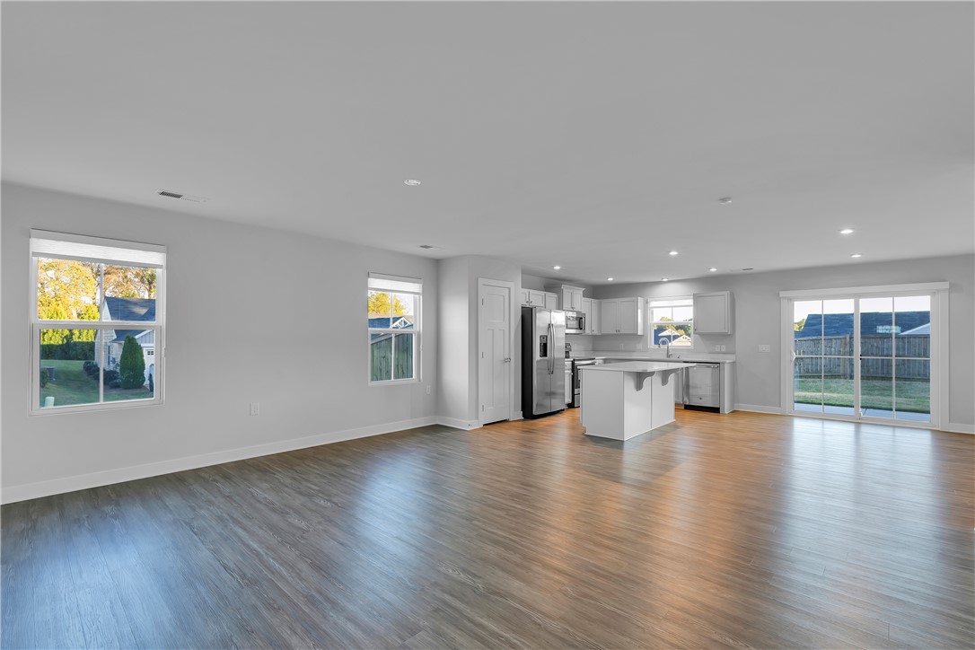 Boiling Springs, South Carolina 29316, United States, 3 Bedrooms Bedrooms, ,2 BathroomsBathrooms,Residential,Pending,251538