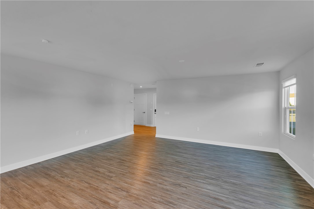 Boiling Springs, South Carolina 29316, United States, 3 Bedrooms Bedrooms, ,2 BathroomsBathrooms,Residential,Pending,251538