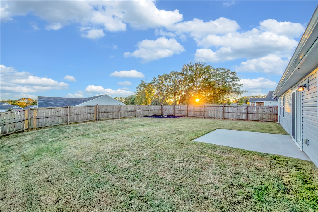 Boiling Springs, South Carolina 29316, United States, 3 Bedrooms Bedrooms, ,2 BathroomsBathrooms,Residential,Pending,251538