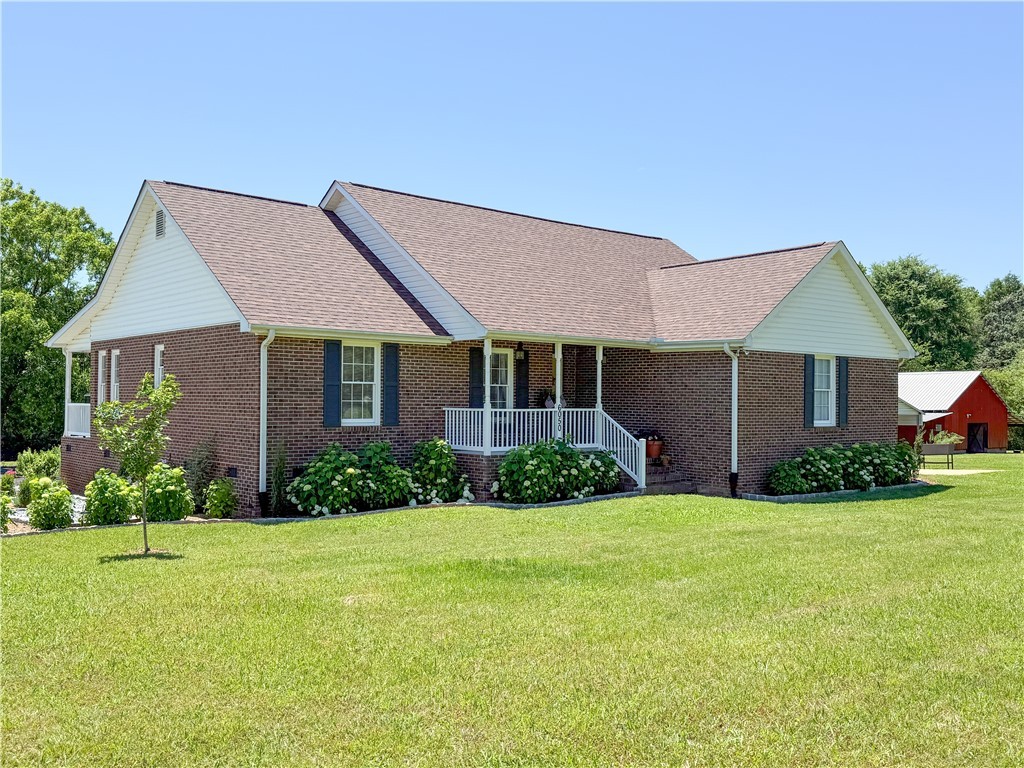 6050 Cross Anchor Road, Enoree, South Carolina image 1