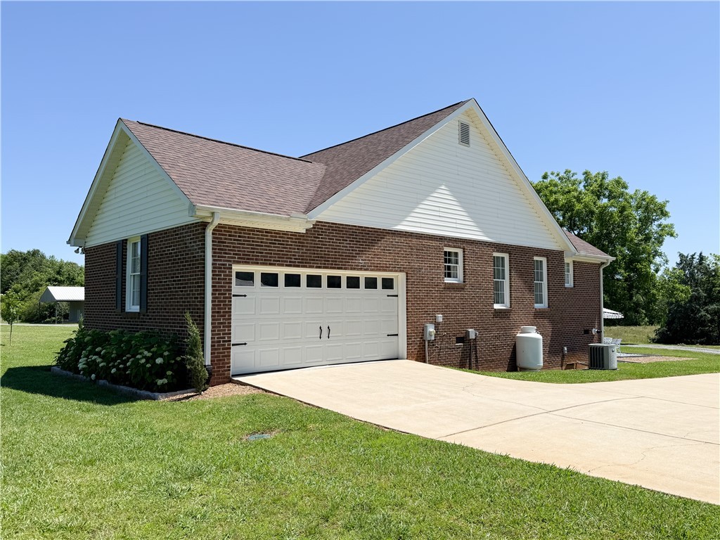 6050 Cross Anchor Road, Enoree, South Carolina image 3