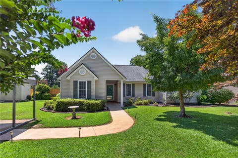 Photo of 119 Sycamore Lane, Walhalla, SC 29691 (MLS # 20305311)