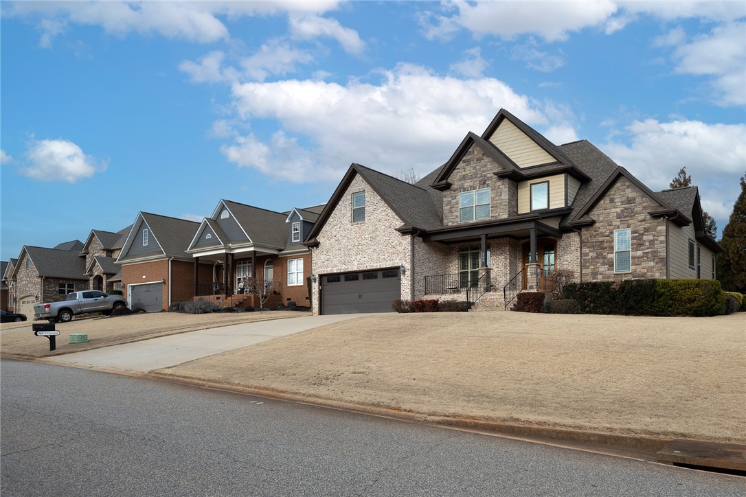 365 S Woodfin Ridge Drive, Inman, South Carolina image 1