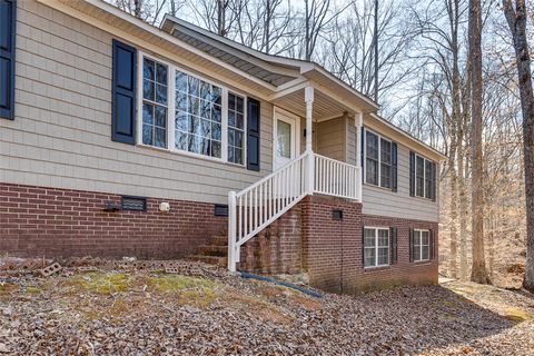 Photo of 189 Fond Du Lac Drive, Central, SC 29630 (MLS # 20297276)