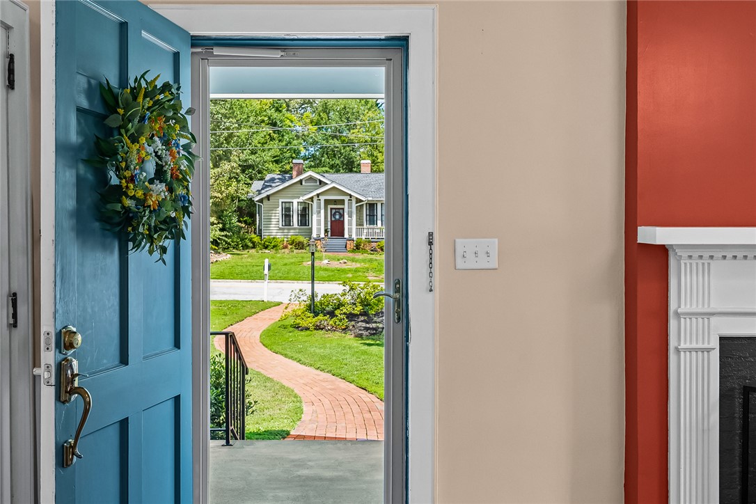 Anderson, South Carolina 29625, United States, 3 Bedrooms Bedrooms, ,2 BathroomsBathrooms,Residential,Active,192500