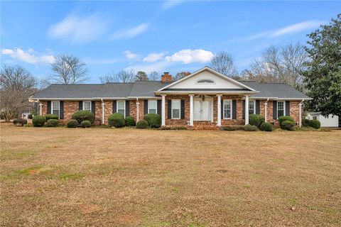 Photo of 236 Griffin Road, Belton, SC 29627 (MLS # 20294865)