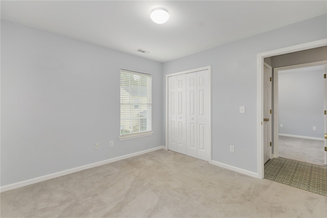 Easley, South Carolina 29642, United States, 4 Bedrooms Bedrooms, ,3 BathroomsBathrooms,Residential,Active,182831