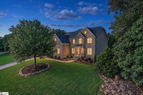 Photo of 139 Scotts Bluff Drive, Simpsonville, SC 29681 (MLS # 20294057) Photo of 139 Scotts Bluff Drive, Simpsonville, SC 29681 (MLS # 20294057)
