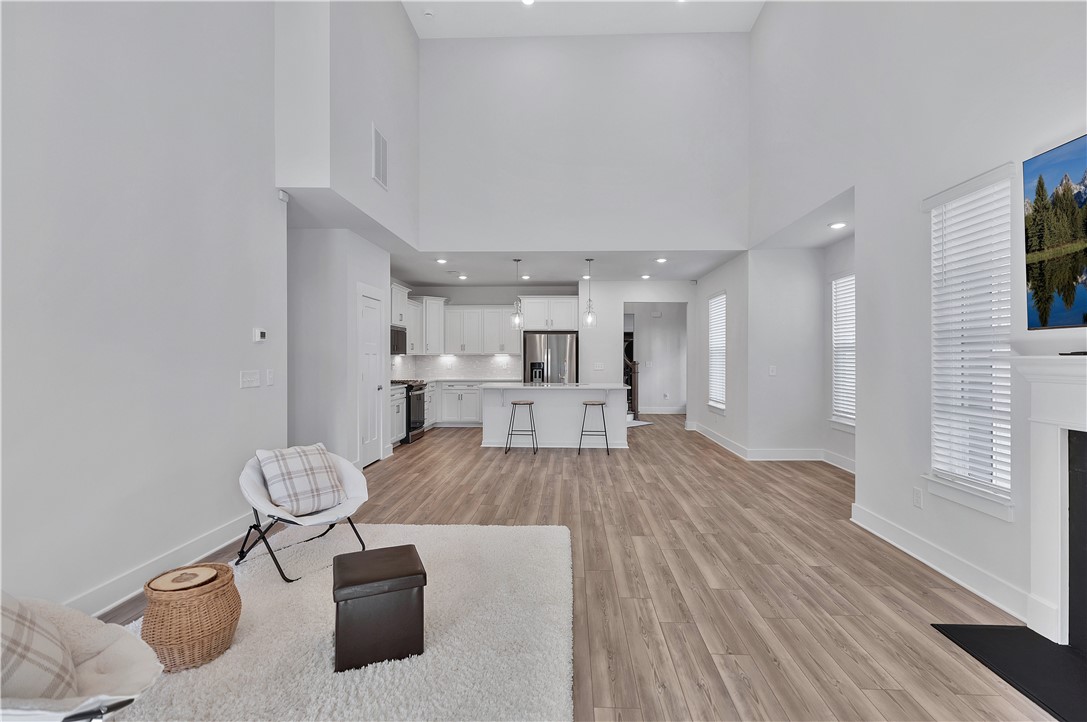 Central, South Carolina 29630, United States, 3 Bedrooms Bedrooms, ,3 BathroomsBathrooms,Residential,Active,32497