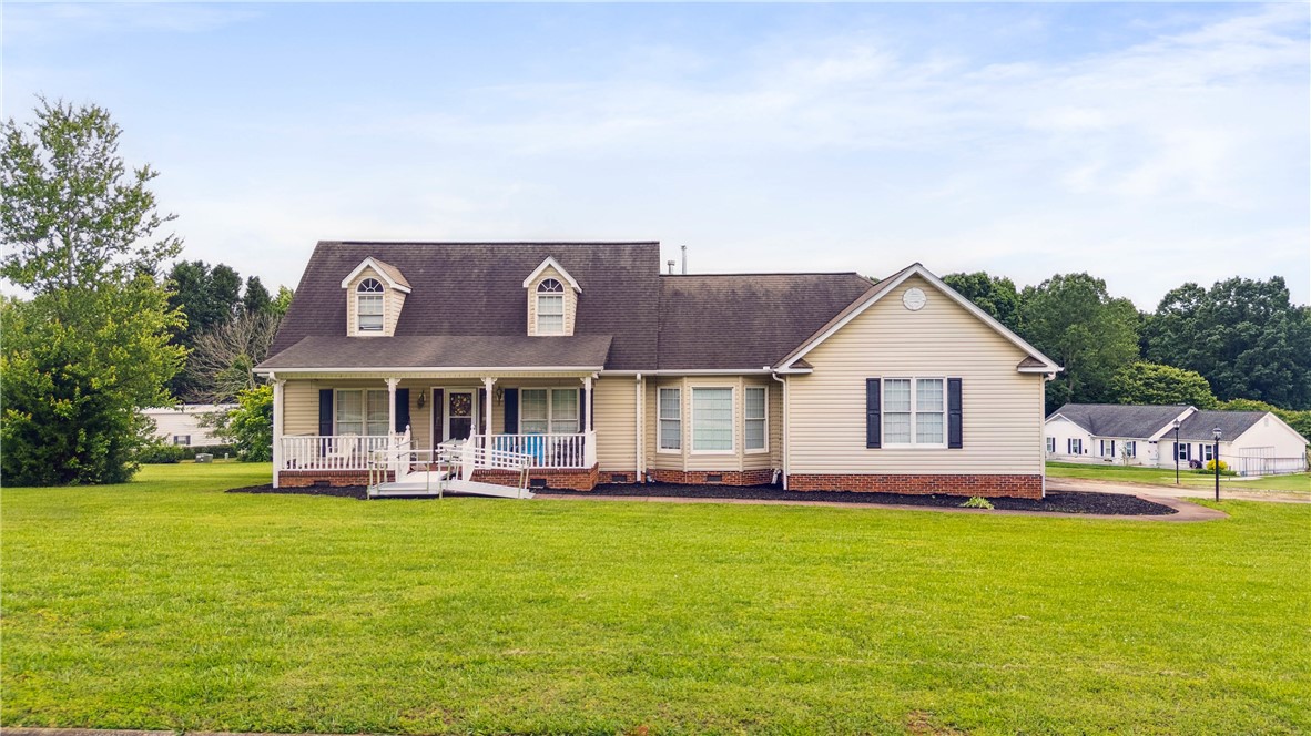 11 Midland Court, Taylors, South Carolina image 1