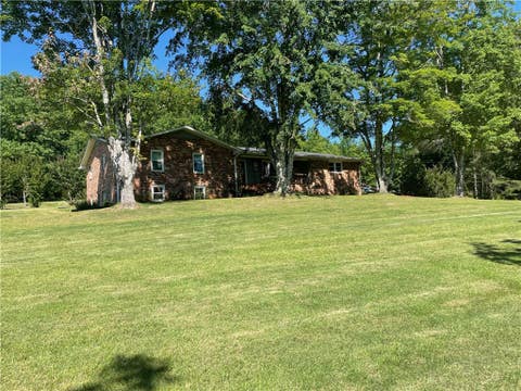 Photo of 329 Wash Lesley Road, Pickens, SC 29671 (MLS # 20304522)