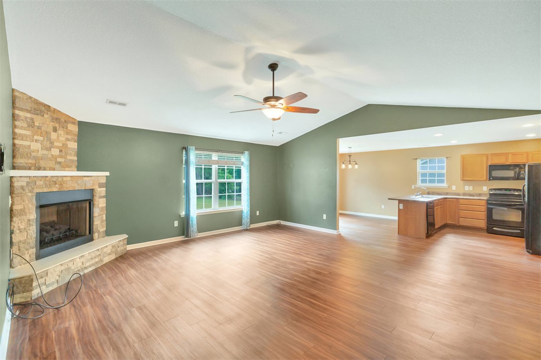123 Stevens Court, Williamston, South Carolina image 2