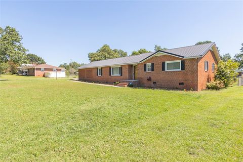 Photo of 126 CARLING Drive, Anderson, SC 29621 (MLS # 20296273)