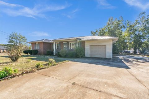 Photo of 318 Fretwell Drive, Anderson, SC 29626 (MLS # 20293972)