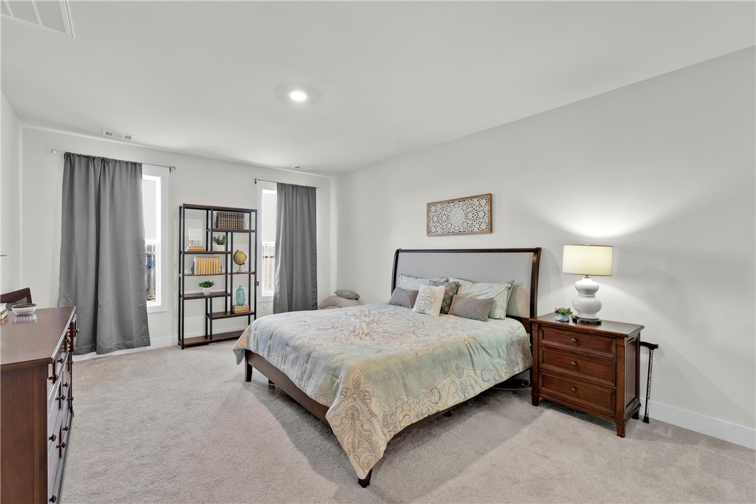 206 Iris Drive, Easley, South Carolina image 4