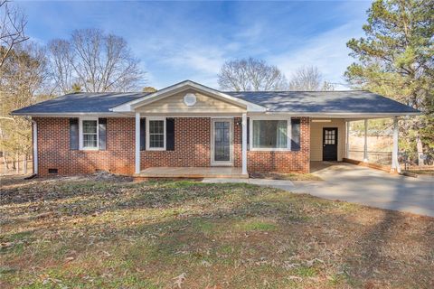 Photo of 1108 Knox Road, Anderson, SC 29625 (MLS # 20297409)