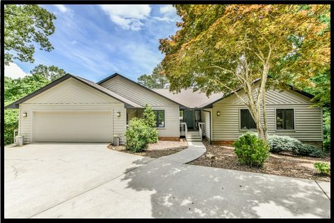 Photo of 6 Cats Paw Court, Salem, SC 29676 (MLS # 20301744)