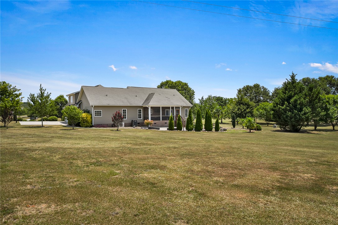 Anderson, South Carolina 29626, United States, 3 Bedrooms Bedrooms, ,3 BathroomsBathrooms,Residential,Active,169498