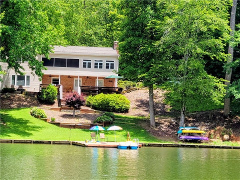 Homes For Sale - 633 N Lake Drive<br/> Salem, SC 29676