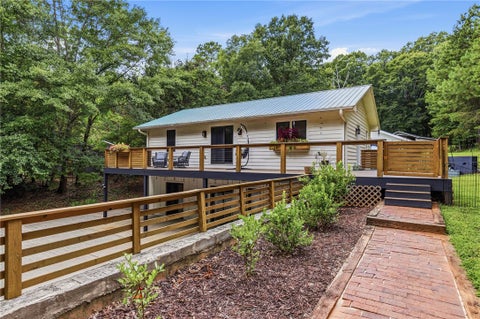 Photo of 641 Lands End Road, Seneca, SC 29678 (MLS # 20304078)