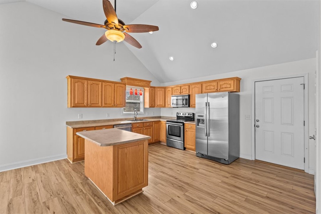 1215 Andersonville Road, Townville, South Carolina image 6