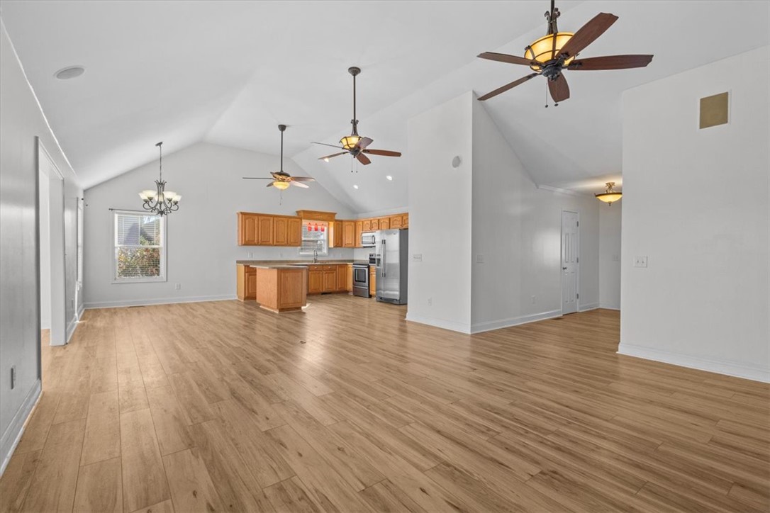 1215 Andersonville Road, Townville, South Carolina image 3