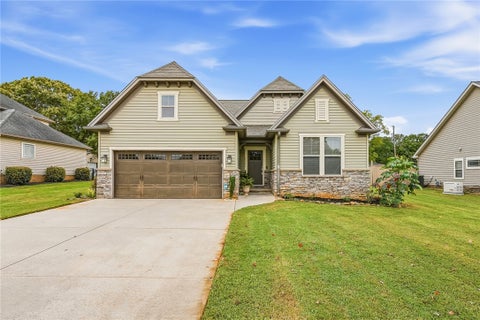 Photo of 1011 Drakes Crossing, Anderson, SC 29625 (MLS # 20306619)
