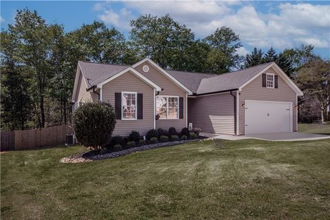 Photo of 113 Raintree Court, Easley, SC 29642 (MLS # 20300119)