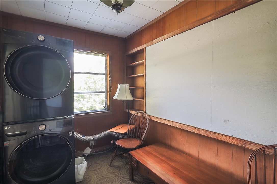 420 E Queen Street, Pendleton, South Carolina image 29