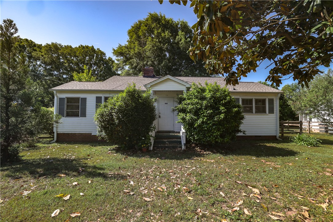 420 E Queen Street, Pendleton, South Carolina image 1