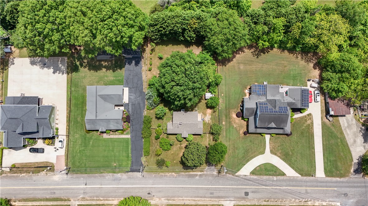 420 E Queen Street, Pendleton, South Carolina image 11