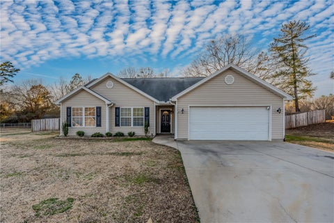 Photo of 100 Stevens Court, Williamston, SC 29697 (MLS # 20306599)