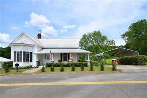 Photo of 136 Harbert Park Circle, Westminster, SC 29693 (MLS # 20305059)