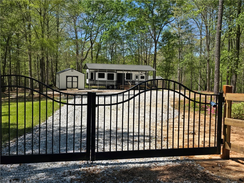 376 Tammi Lane, Fair Play, South Carolina image 2