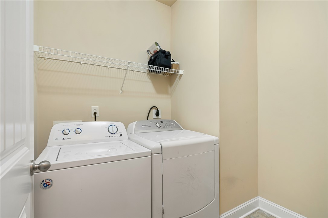 Anderson, South Carolina 29621, United States, 4 Bedrooms Bedrooms, ,3 BathroomsBathrooms,Residential,Pending,156205