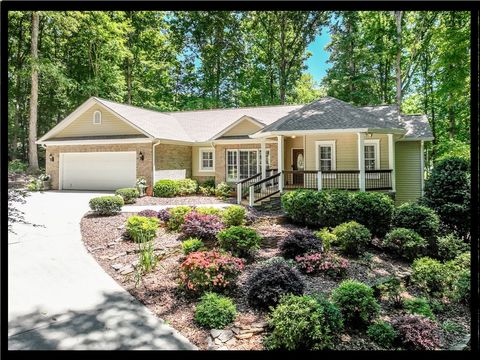 Photo of 209 Berwick Court, Seneca, SC 29672 (MLS # 20301193)