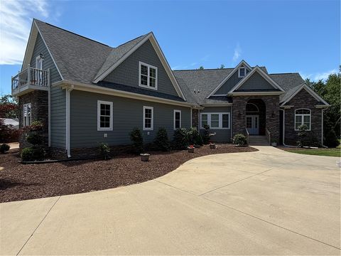 Photo of 206 James Hare Road, Anderson, SC 29626 (MLS # 20301646)