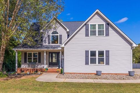 Photo of 103 Lyndhurst Drive, Anderson, SC 29621 (MLS # 20293756)