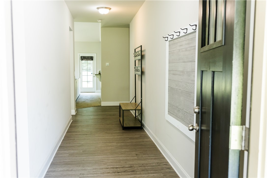 Anderson, South Carolina 29625, United States, 3 Bedrooms Bedrooms, ,2 BathroomsBathrooms,Residential,Pending,199771