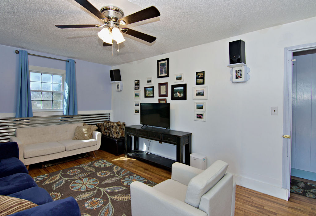 109 E Smith Drive, Pickens, South Carolina image 3