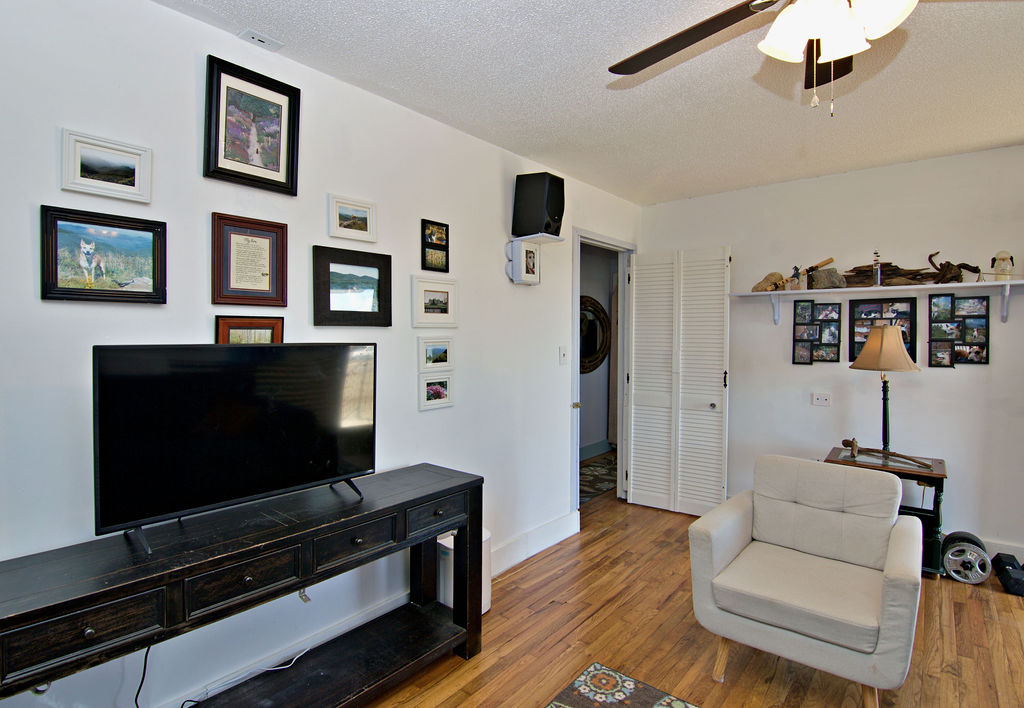 109 E Smith Drive, Pickens, South Carolina image 4