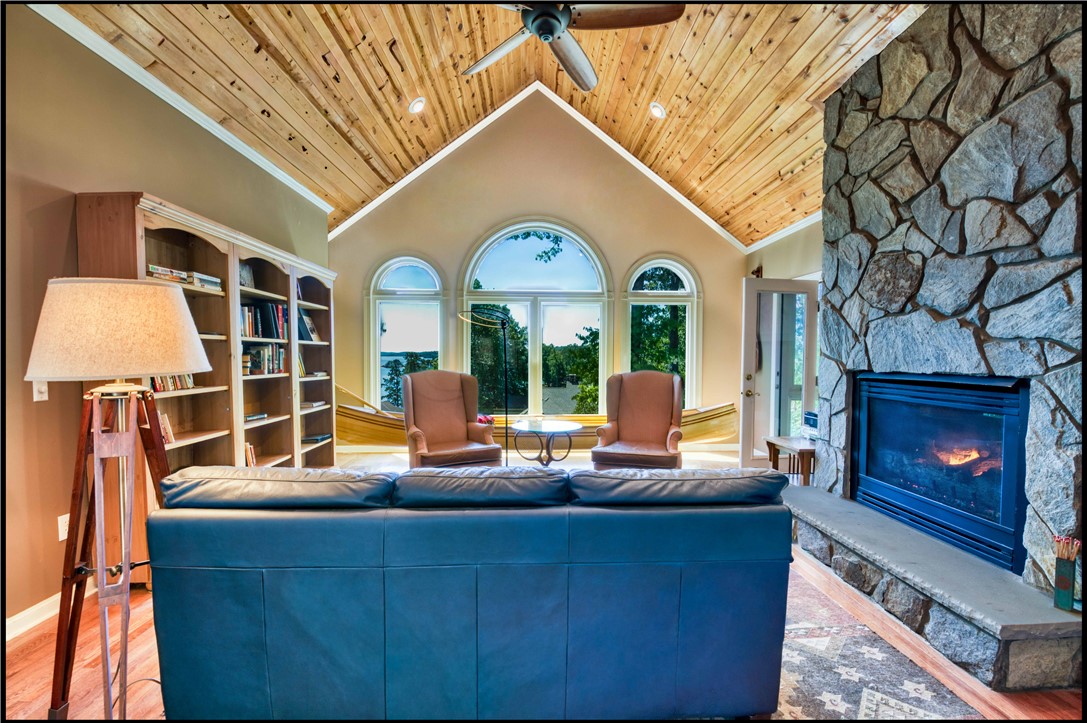 Salem, South Carolina, 29676, United States, 3 Bedrooms Bedrooms, ,4 BathroomsBathrooms,Residential,Active,2041600