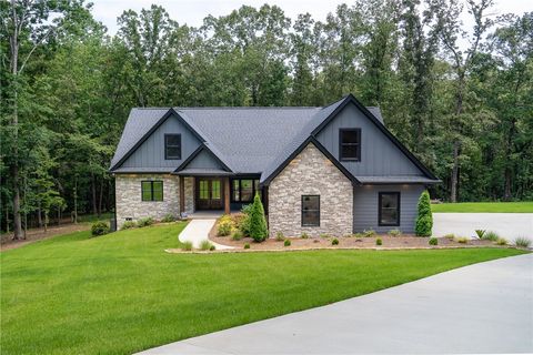 Photo of 115 Maplewood Court, Seneca, SC 29672 (MLS # 20303603)